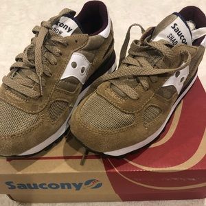 Size 6 Saucony sneakers